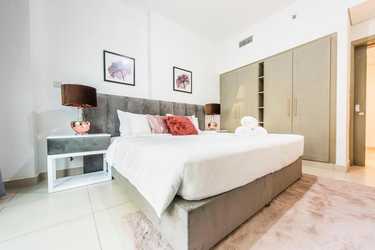 Bnbmehomes - The Lofts - Emaar Дубай Экстерьер фото